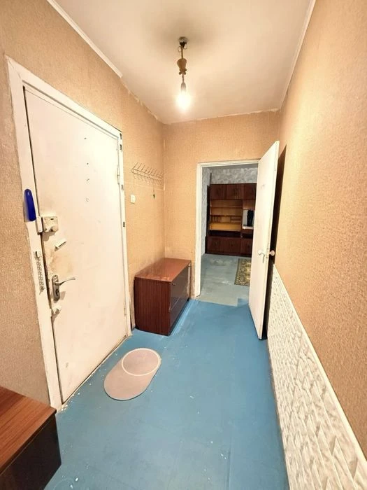 Продам 2к квартиру. Тополь 1 дом 16. Терра