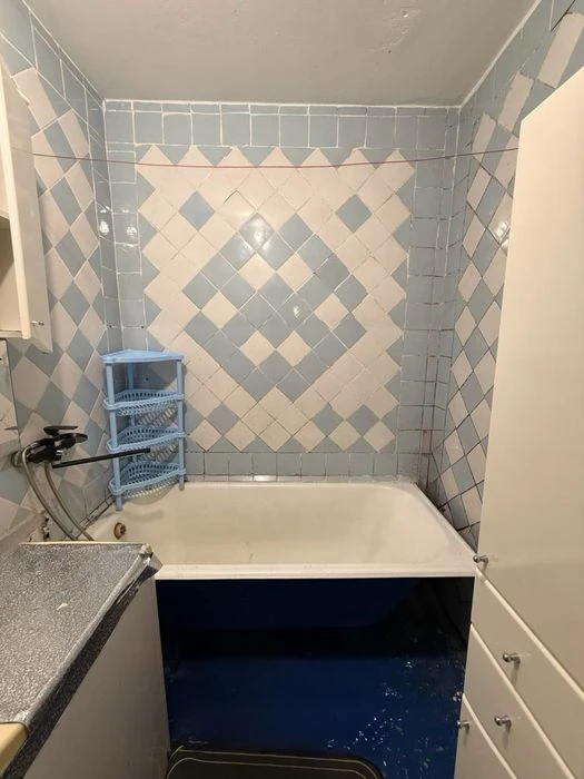 Продам 2к квартиру. Тополь 1 дом 16. Терра