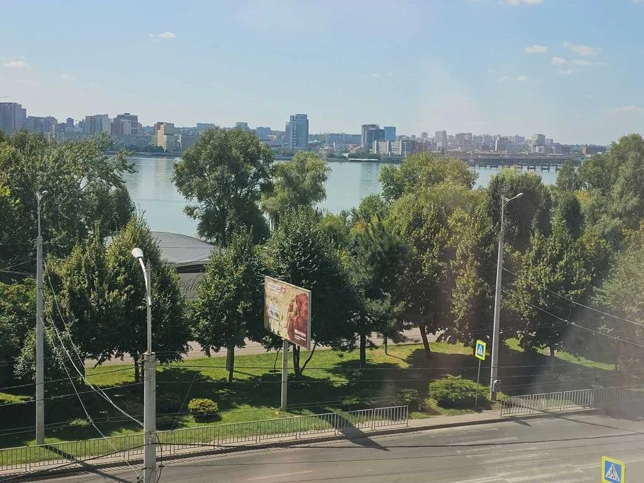 Продам видовую 1-к квартиру на ул. Малиновского / ж/м Солнеч
