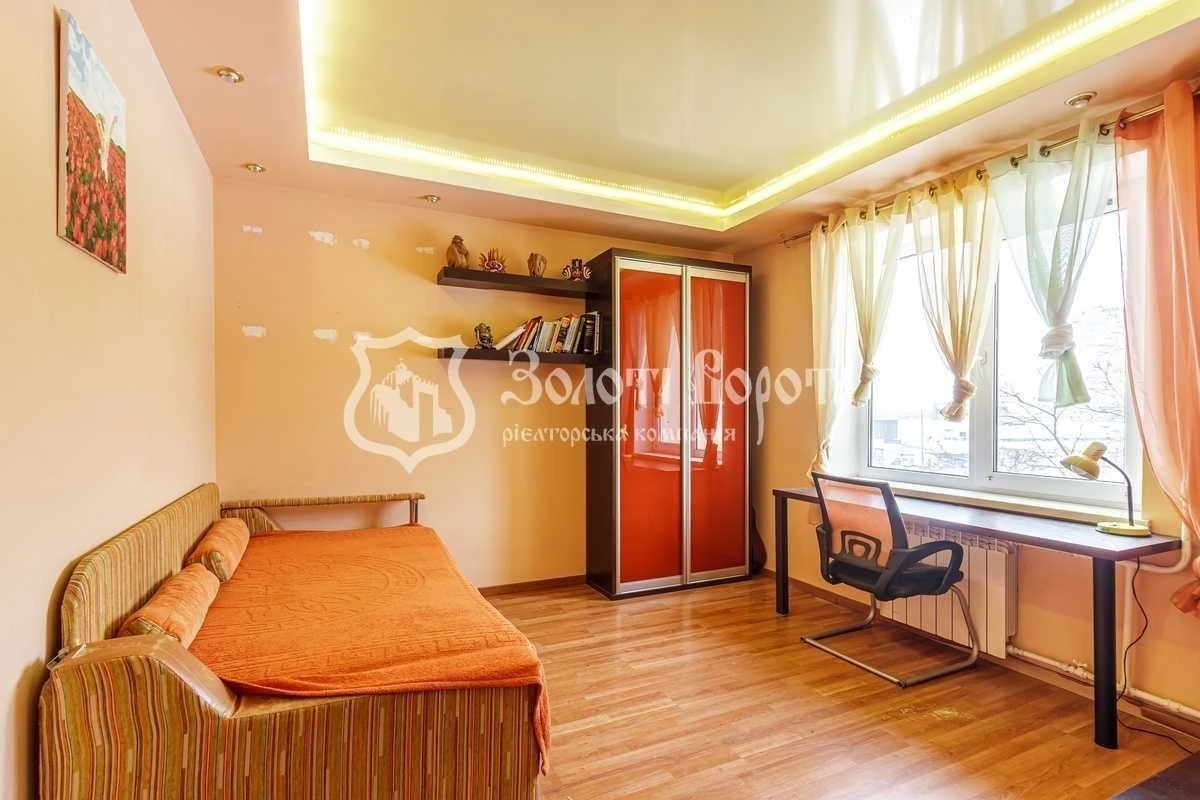 3-room apartment for sale 68 m², Heroiv Dnipra St., 32