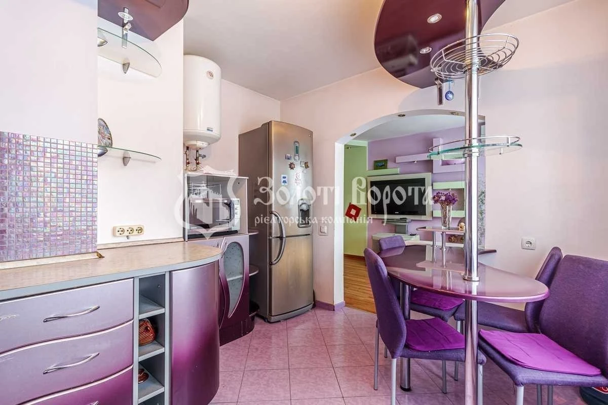 3-room apartment for sale 68 m², Heroiv Dnipra St., 32
