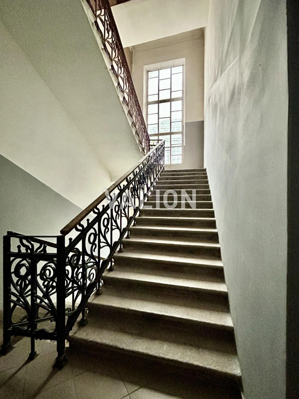 Sale, without%: 2-room apartment 49.1m2 in the royal house