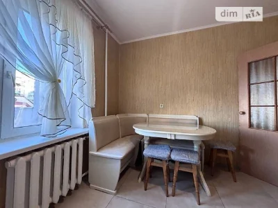 Довготривала оренда 1к квартири на вул. Івана Пулюя 2 • ID 3