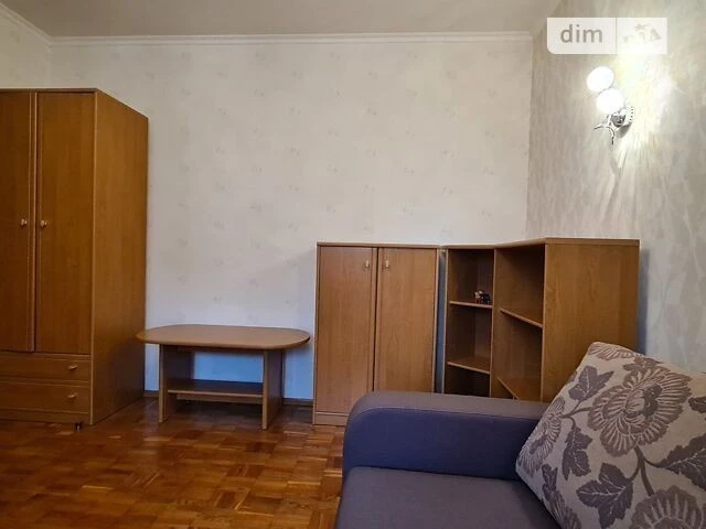 Довготривала оренда 2к квартири на вул. В'ячеслава Чорновола
