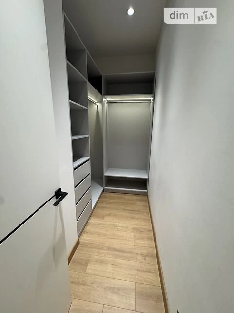 Продаж 5к квартири 190 кв. м на вул. Буслівська 12 • ID 3477