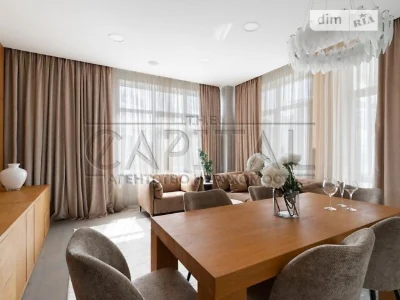 Продаж 3к квартири 121 кв. м на вул. Андрія Верхогляда 11 •