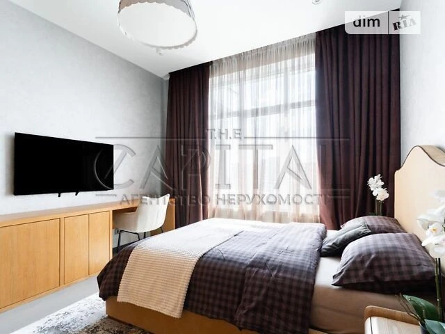 Продаж 3к квартири 121 кв. м на вул. Андрія Верхогляда 11 •