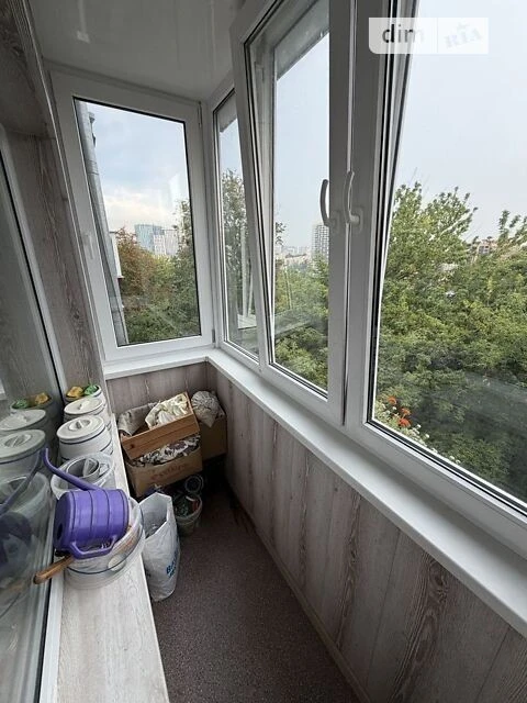 Продаж 2к квартири 45 кв. м на вул. Кудрявська 27-29 • ID 34