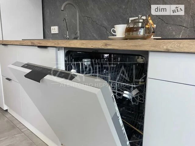 Довгострокова оренда будинку від посередника на вул. Василя