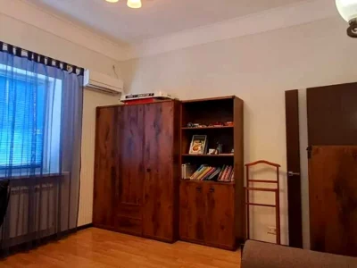 Будинок. Дніпро, Академіка Баха вул.