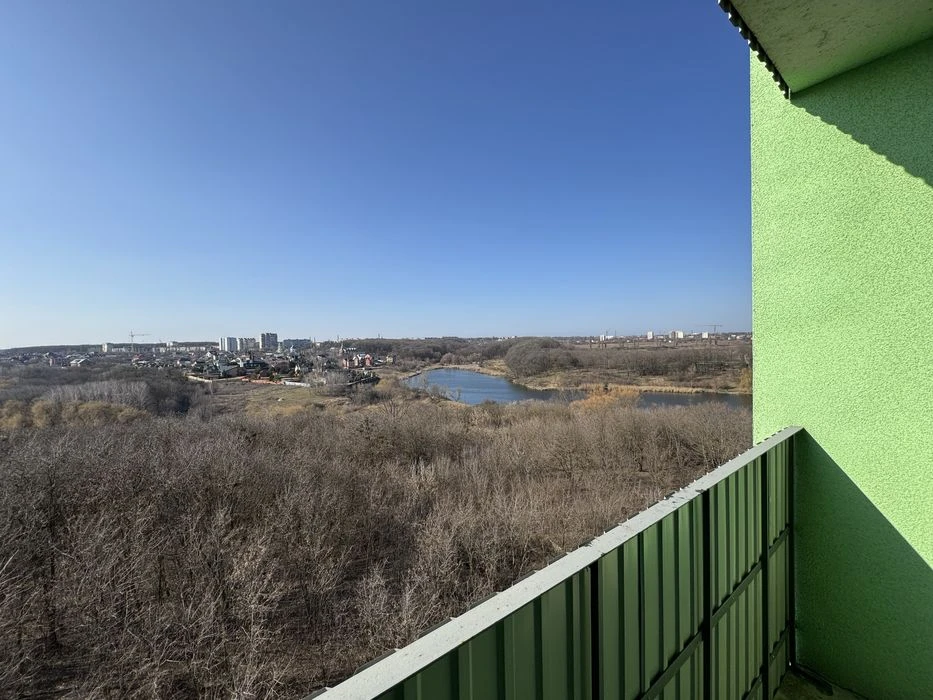 Продаж дворівневої квартири в новобудові,  на вулиці Джохара
