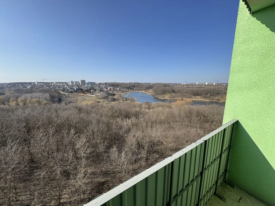 Продаж дворівневої квартири в новобудові,  на вулиці Джохара