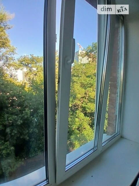 Здам в оренду кімнату на вул. Татарська 2В довгостроково • I
