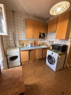 Продаж 3к квартири м. Харківська, пр Бажана.