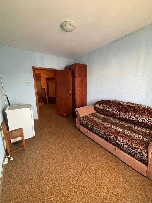 Продаж 3к квартири м. Харківська, пр Бажана.