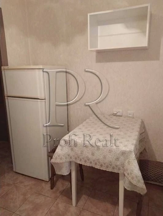 Продаж 1 кімн. квартири за адресою проспект Дмитра Павличка