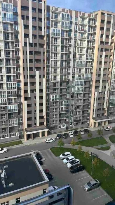 Продаж Академіка Заболотного, 148в ЖК "Кришталеві Джерела",