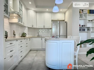 Продаж 3к квартири 106 кв. м на вул. Ревуцького 7В • ID 3477