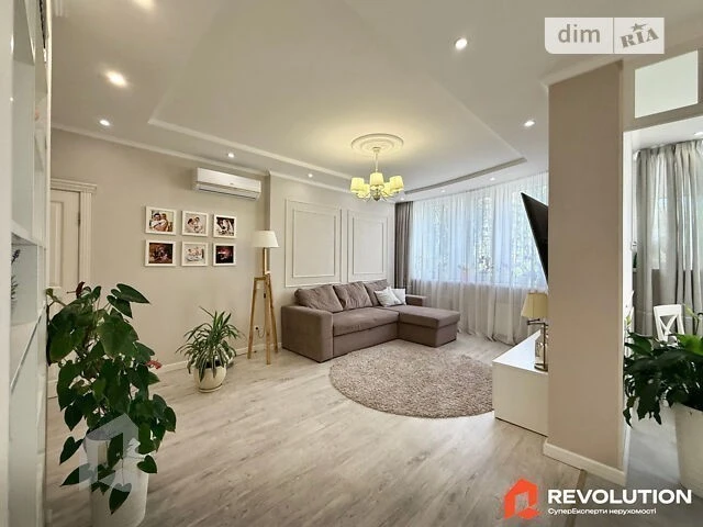 Продаж 3к квартири 106 кв. м на вул. Ревуцького 7В • ID 3477