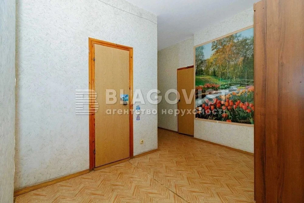 Продається 2 кімнатна квартира метро Осокорки, вулиця Княжий