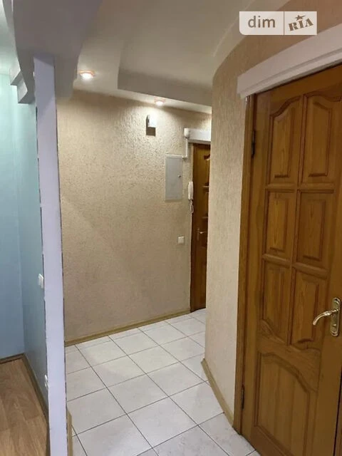 Продаж 2к квартири 45 кв. м на просп. Берестейський 70 • ID