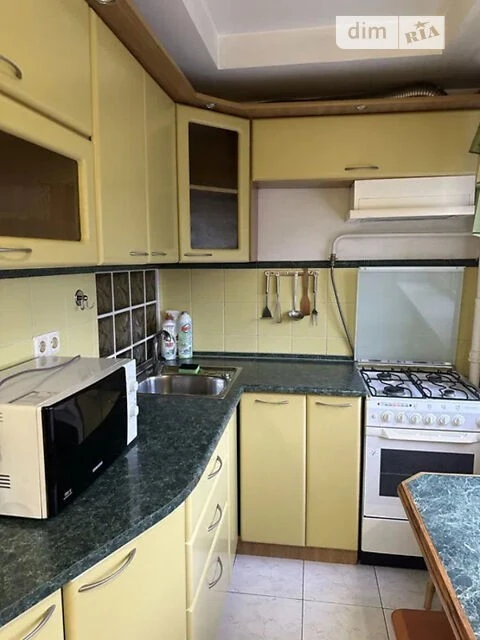 Продаж 2к квартири 45 кв. м на просп. Берестейський 70 • ID
