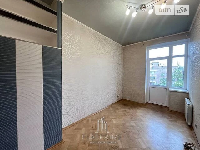 Продаж 2к квартири 60 кв. м на вул. Катерини Білокур 2/8 • I