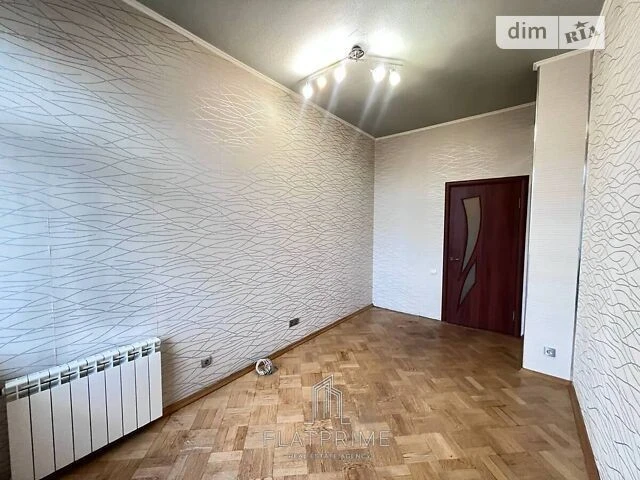 Продаж 2к квартири 60 кв. м на вул. Катерини Білокур 2/8 • I
