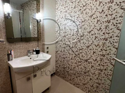 Квартира. Київ, Регенераторна вул., 4 к
