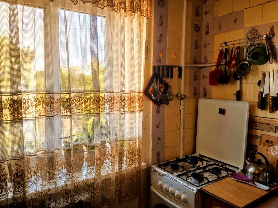Квартира. Київ, Леоніда Каденюка просп. (Юрія Гагаріна)