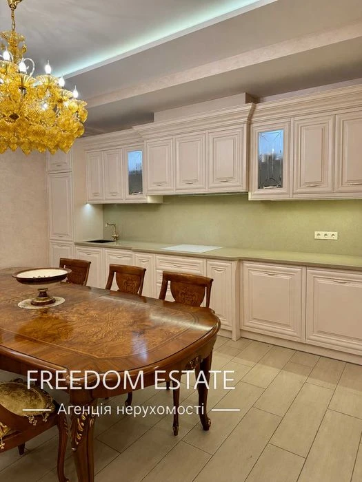 $150,000 Residential Complex White Elephant 100 m2 / Sokolniki / Apartment with a