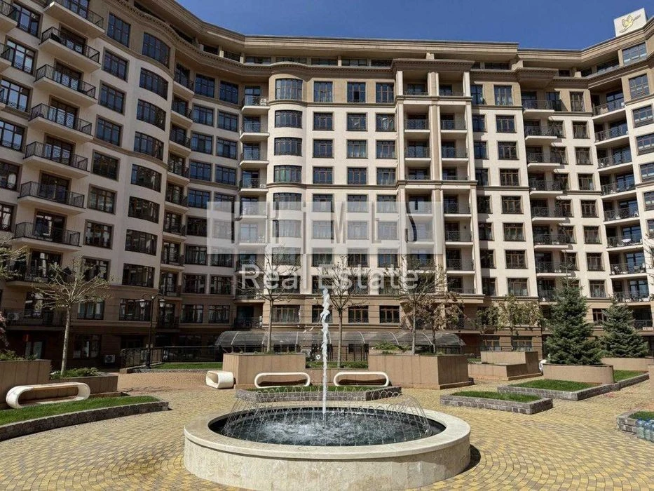 Продаж 3к квартири без ремонту, ЖК 52 Перлина (Печерськ плаз
