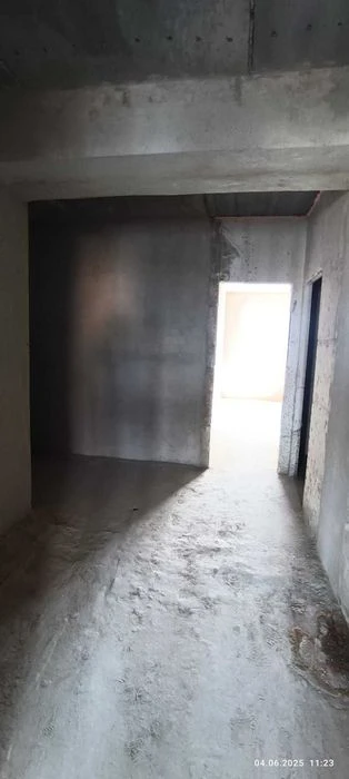 Продаж квартири в зданому будинку
