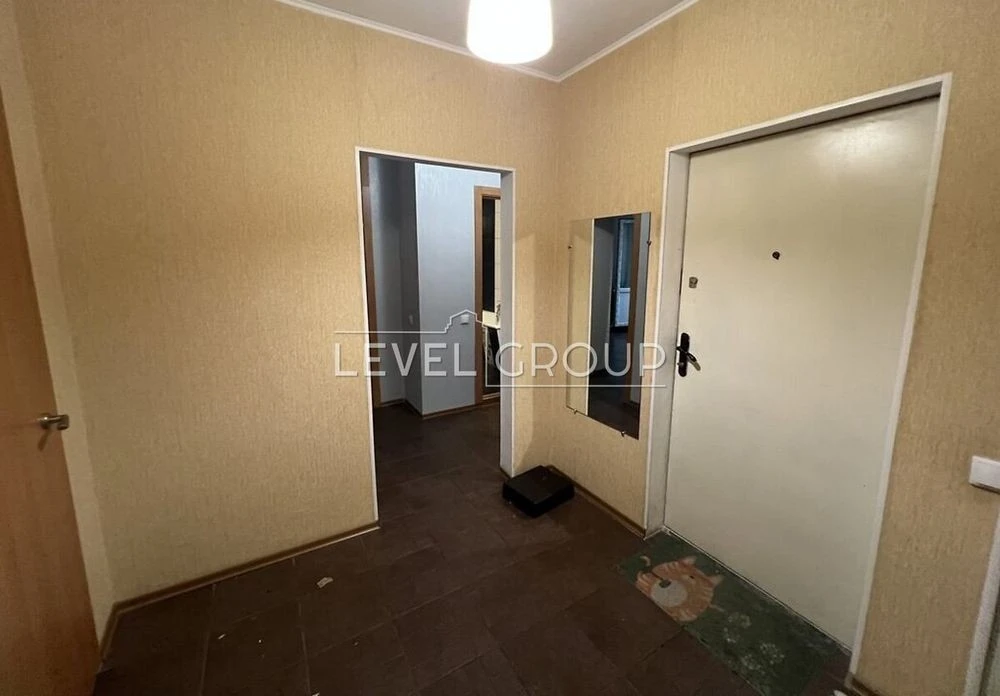 Продаж 2-кімнатной квартири біля метро Осокорки