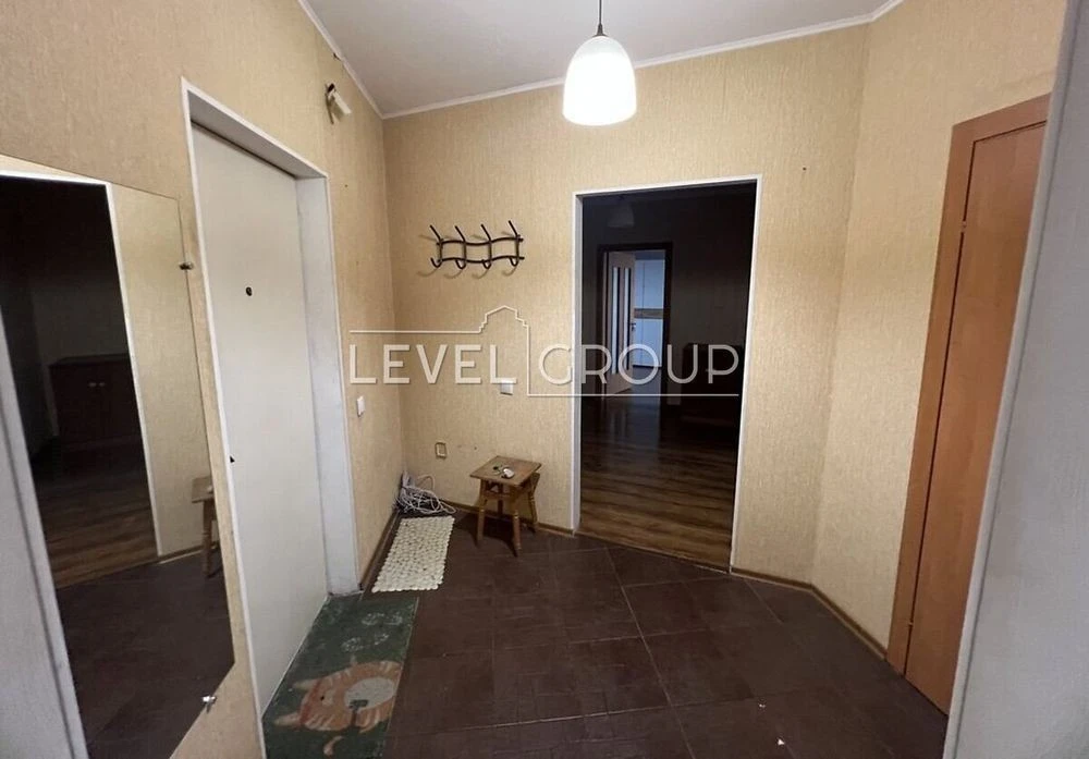 Продаж 2-кімнатной квартири біля метро Осокорки