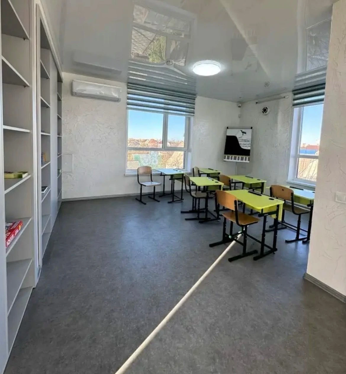 Оренда будинку 233 м², Лугова (Жуляны) вул.