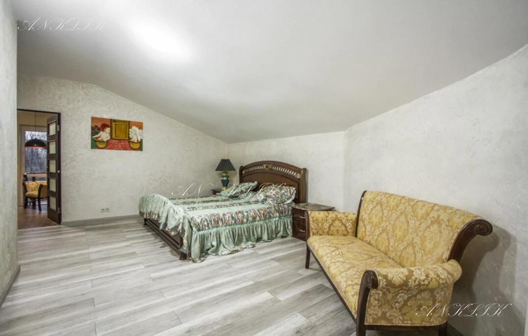 Аренда коттеджа 227 м², Орхидейная ул.