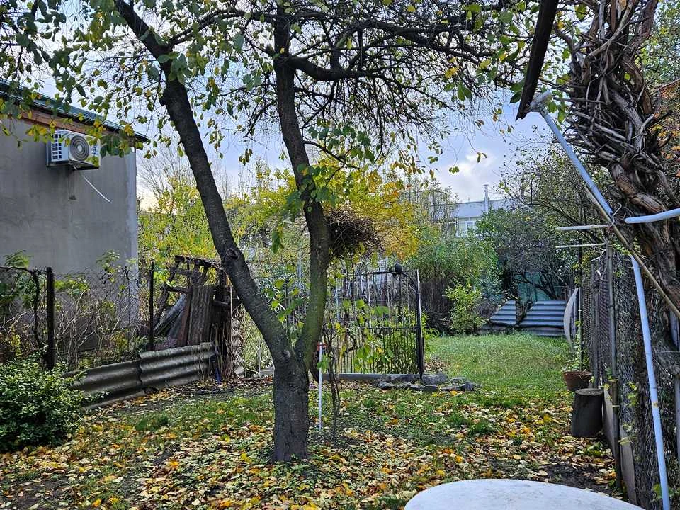 Будинок. Дніпро, Левка Лук'яненка вул. (Василя Жуковського)