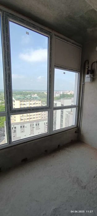 Продаж квартири в зданому будинку
