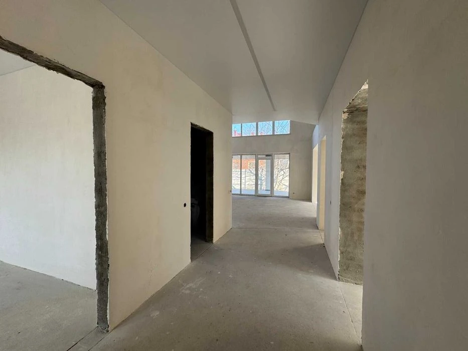 Продажа современного 2-этажного дома в Виннице.