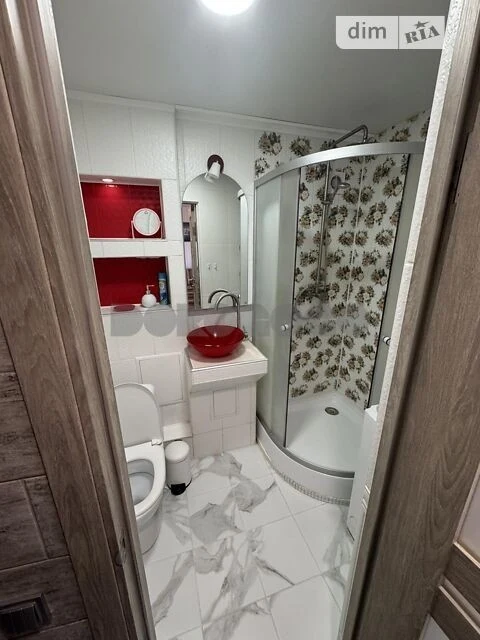Продаж 1к квартири 29.3 кв. м на просп. Берестейський 12 • I