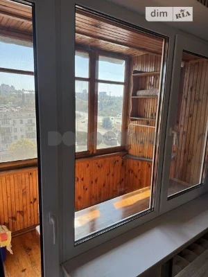 Продаж 1к квартири 29.3 кв. м на просп. Берестейський 12 • I