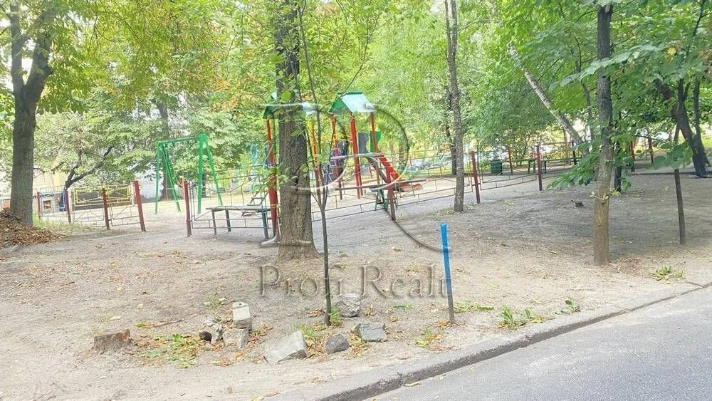 Продаж 2 к. квартири вул Івашкевича 5 Оболонський р-н/Мінськ
