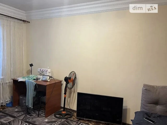 Продаж 1к квартири 30 кв. м на вул. Богатирська 10 • ID 3477