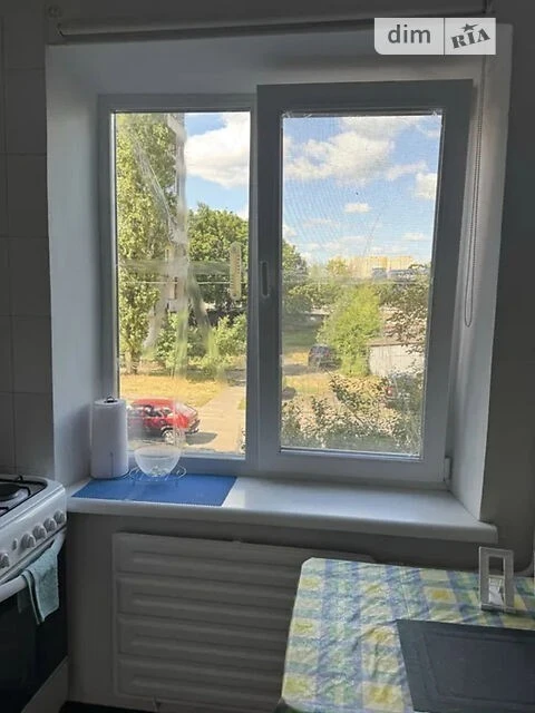 Продаж 1к квартири 30 кв. м на вул. Богатирська 10 • ID 3477