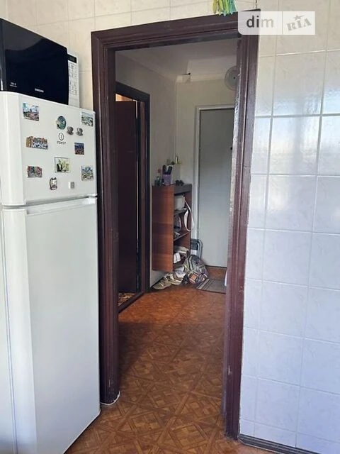 Продаж 1к квартири 30 кв. м на вул. Богатирська 10 • ID 3477