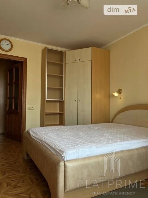 Продаж 4к квартири 85 кв. м на вул. Левка Лук'яненка 13А • I