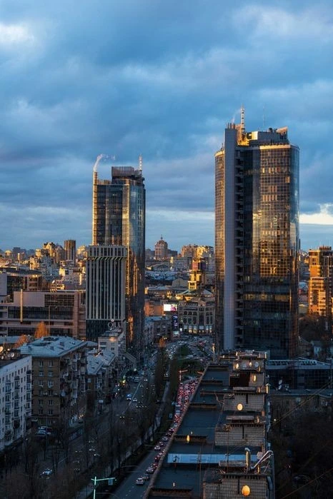 Продаж 3 кімнатно видової класу люкс 140м Печерськ Центр Лес