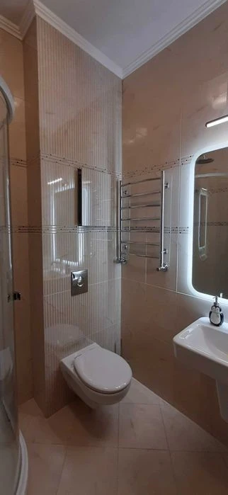 Продаж 3 кімнатно видової класу люкс 140м Печерськ Центр Лес