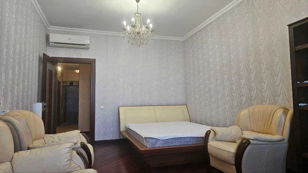 Продаж 3 кімнатно видової класу люкс 140м Печерськ Центр Лес